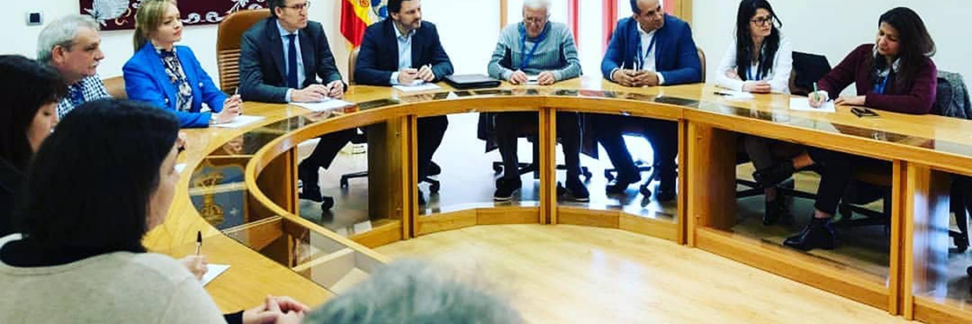 Los presidentes de las Asociaciones de Venezolanos en Galicia  Con el presidente de la Xunta de Galicia 